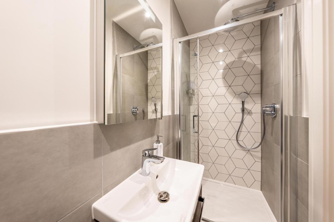 Cozy Apartments - Free Wifi And Parking Onsite Feltham 외부 사진