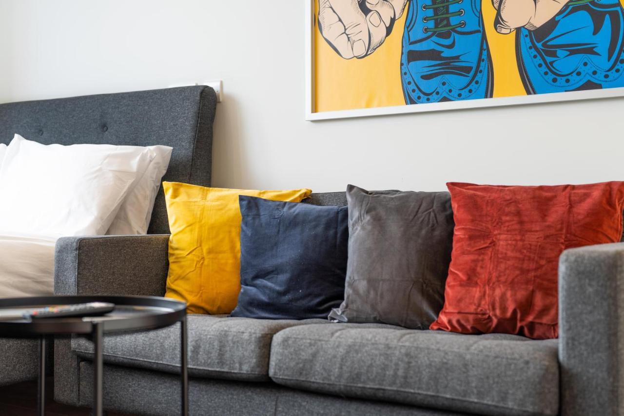 Cozy Apartments - Free Wifi And Parking Onsite Feltham 외부 사진