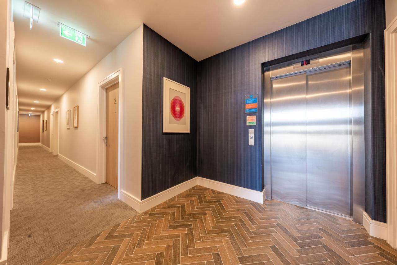 Cozy Apartments - Free Wifi And Parking Onsite Feltham 외부 사진